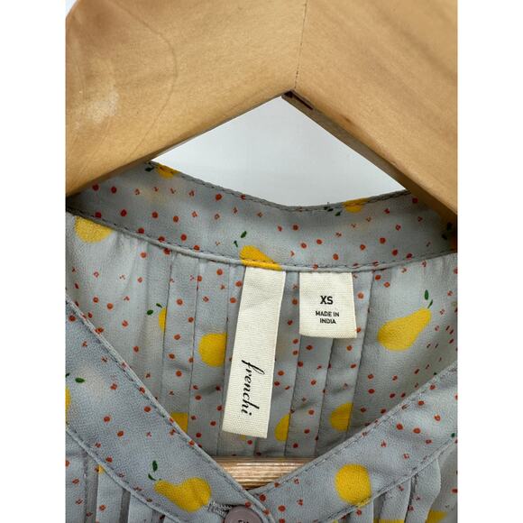 Frenchi Top Women XS Grey Yellow Splatter Print Button Front Pintuck Sleeveless - Picture 5 of 8